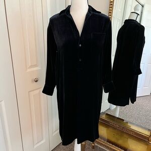 Vince Navy Blue Velvet Long Sleeve Button Front Shirt Dress. Size XS